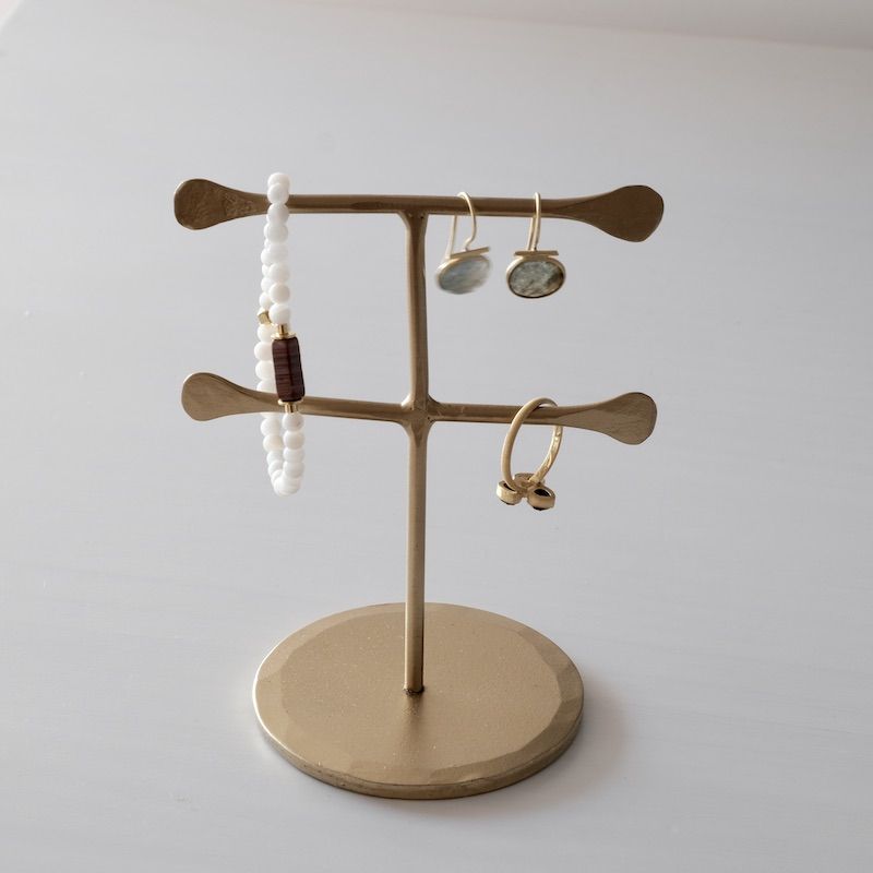 Colgador joyas doble metal dorado 12,5cm