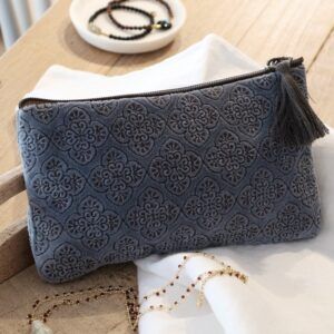 Neceser azul con flores